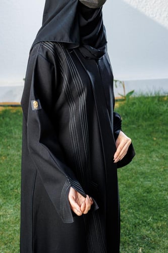 عباية تطريز كم