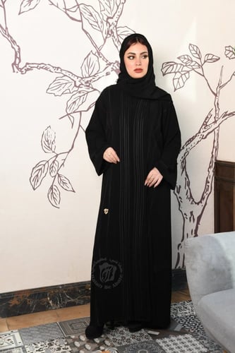 عبايه سوداء مزخرفه خطوط زري الف ليله
