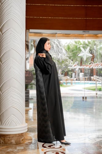 عباية لُجين