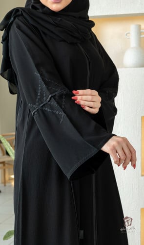 عباية مطرزة هاري