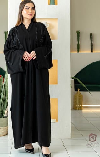 عباية شك قلوب أنيقة