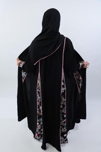 عباية أسرار