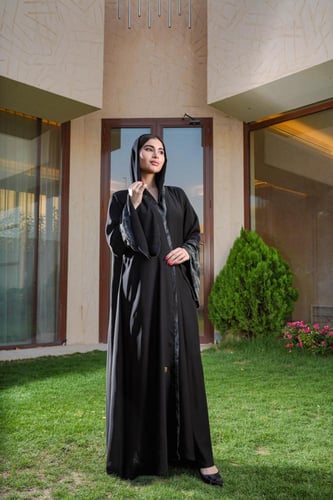 عباية جلنار – نعومة لمسة وأناقة الشيفون بتصاميم مت...