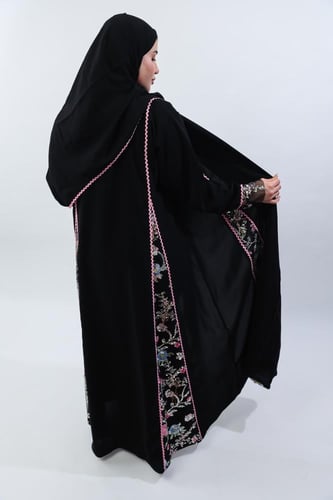 عباية أسرار