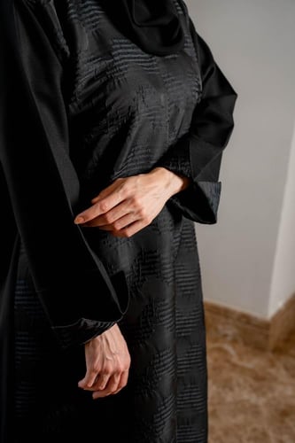 عباية طِراز