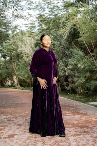 عباية مخمل كلوش