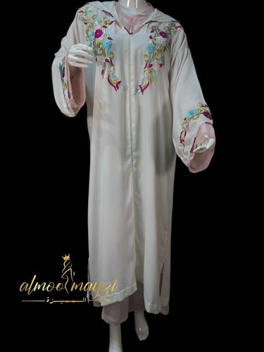 جلابة زهور الربيع