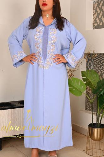 جلابة بالون أزرق سماوي وتطريز ذهبي مميز