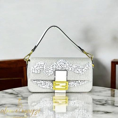 حقيبة يد من فاندي هاي كوالتي أنيقة بتصميم عصري