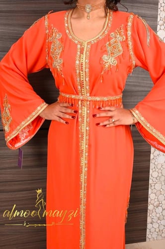 قفطان أمواج الذهب