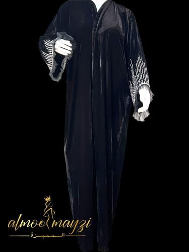 عباية الفخامة المخملية