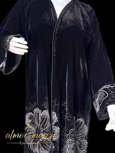 عباية الأنوثه المخملية