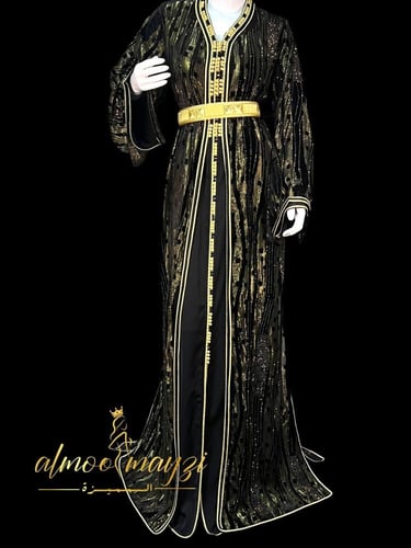 تكشيطة الأناقة الذهبية