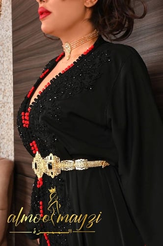 تكشيطة الأميره باللون الاسود الملكي