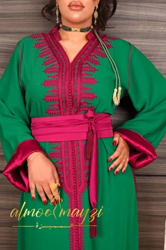 قفطان سحر الزمرد