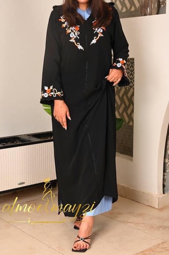 جلابة زهور الربيع