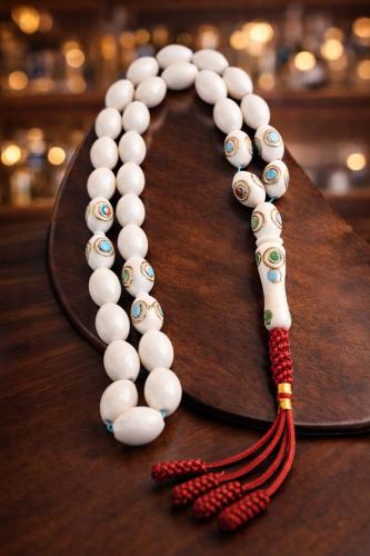 سبحه عظم فاخر .