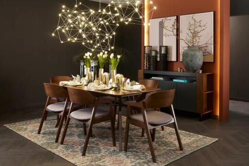 ديفا طاولة طعام ٦ أشخاص