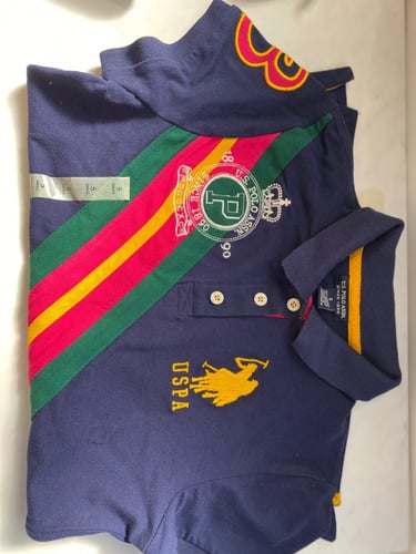 تيشرت من يو اس بولو