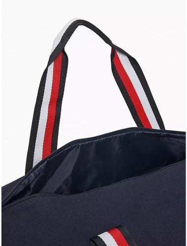 حقيبة من تومي