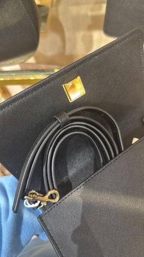 حقيبة من توري