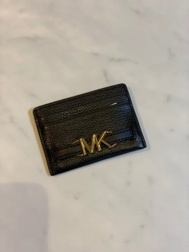 محفظه من مايكل