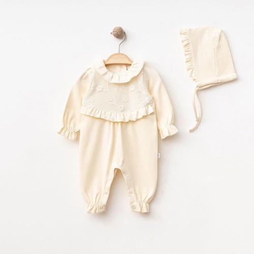 أفرول بناتي مع قبعة