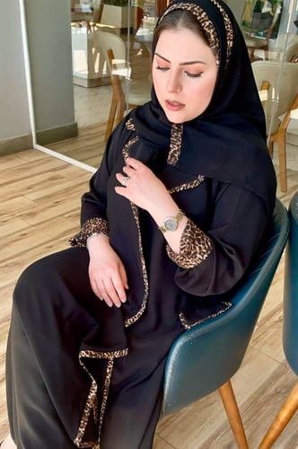 3220 | عباية ربع كلوش بليزر مبطنة بتايقر