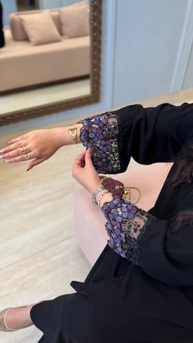 عباية فاليريا