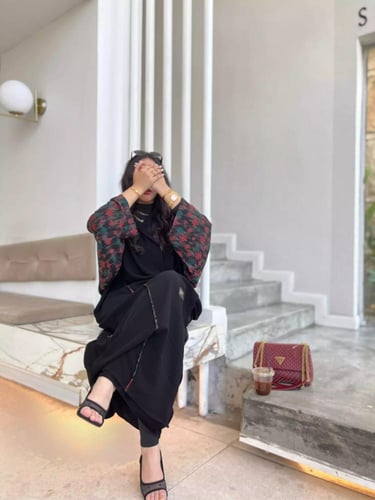 عباية مسرّة
