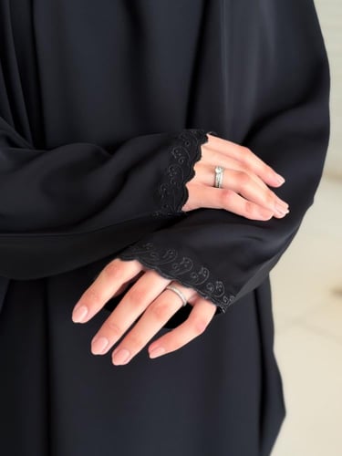 عباية نقاء