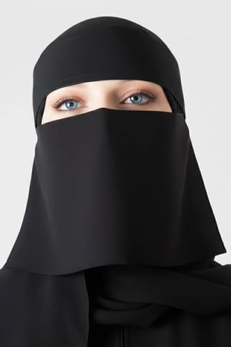 نقاب قصير بمطاط مائل