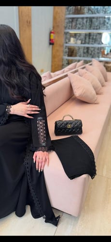 عباية لمس