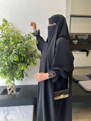 عباية صفاء