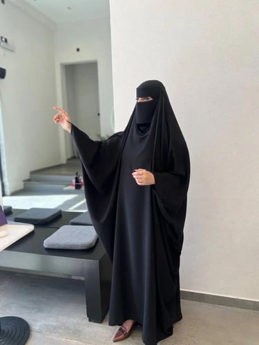 عباية نَدىٰ