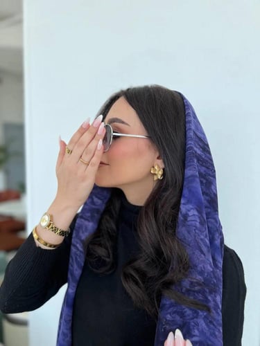 طرحة كحلي مموج