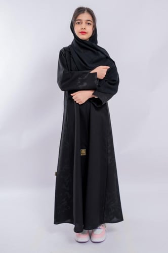 8016 | عباية بناتي