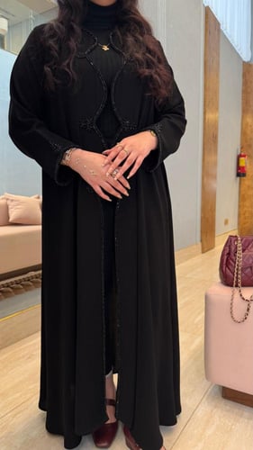 عباية لينور