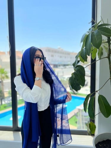 طرحة نيلي غامق