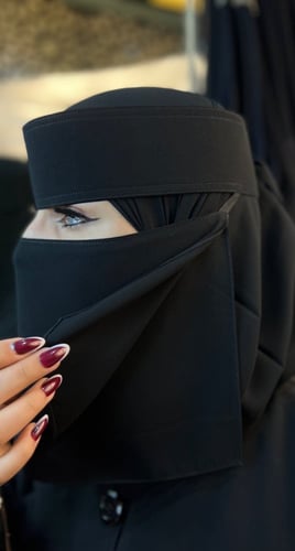 نقاب طبقتين مقوى مقاس وسط