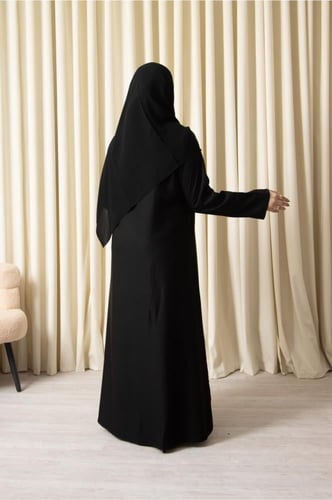 عباية المميزة