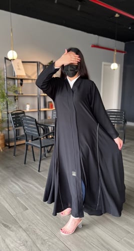 عباية كتف كلوش كويتي نواعم بتحديد أبيض