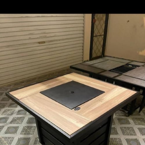 طاولة موقد فقط لحطب