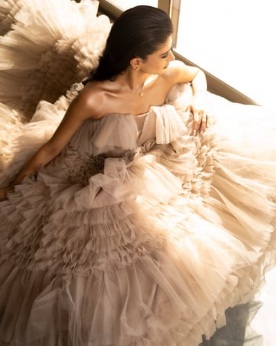 strapless dress Tulle Frill-Layered Gown