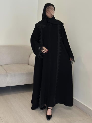 عباية نص كلوش قماش(سراميك)بكلفه اسود