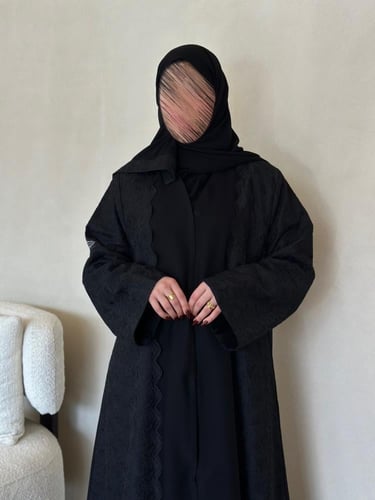 عباية نص كلوش قماش(كريب+ركام)