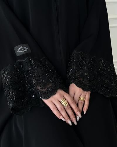 عباية كلوش قماش(انترنت)بكلفة شك