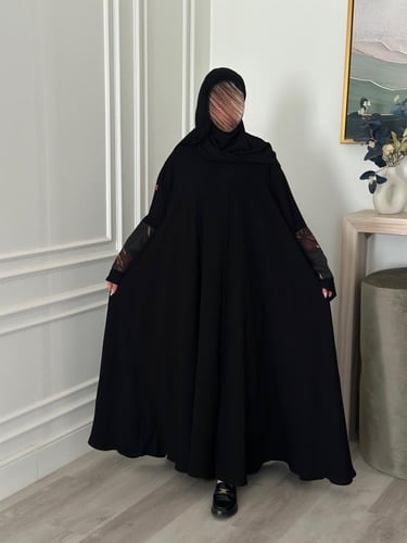 عباية كلوش قماش(ملكي)باكمام عنابي