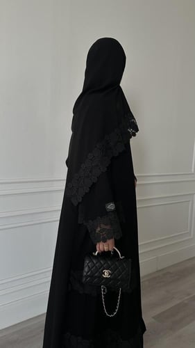 عباية كلوش قماش(سراميك)بكلفة كسرات بالجوانب