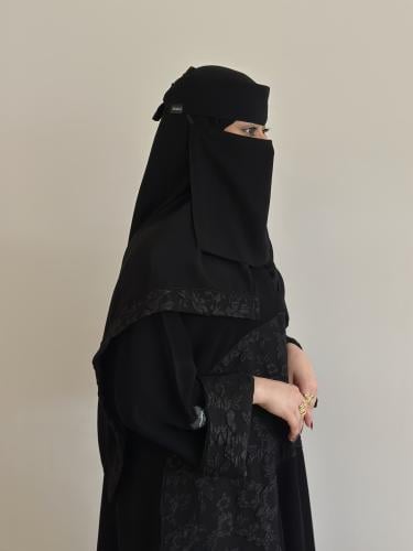 نقاب مقاس 9 غير مقوى مطاط مستقيم بربطة مثلث